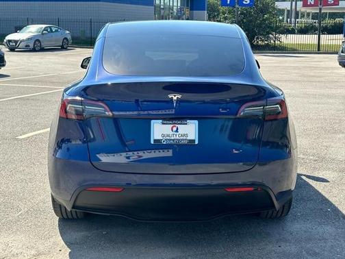 2022 Tesla Model Y Long Range Dual Motor All-Wheel Drive