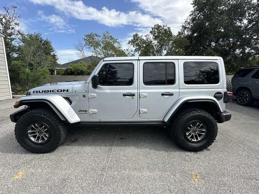 2024 Jeep Wrangler Rubicon 392