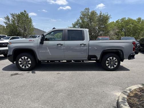 2025 Chevrolet Silverado 2500 Custom