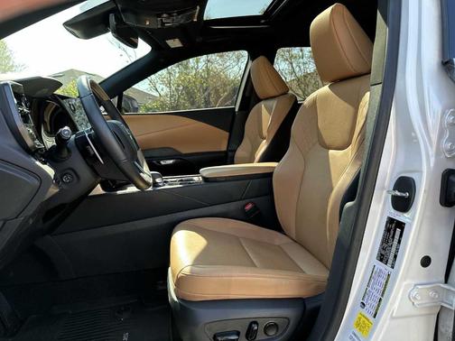 Eminent White Pearl 2023 Lexus RX 350 Premium