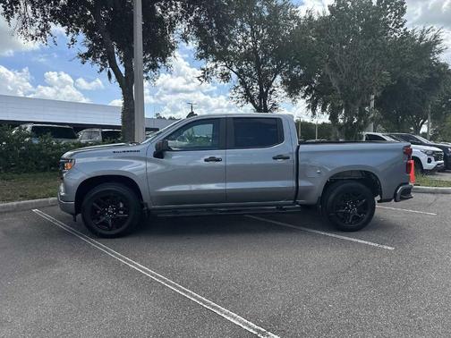 2025 Chevrolet Silverado 1500 Custom