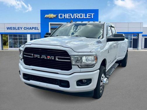 Bright White Clearcoat 2019 RAM 3500 Big Horn
