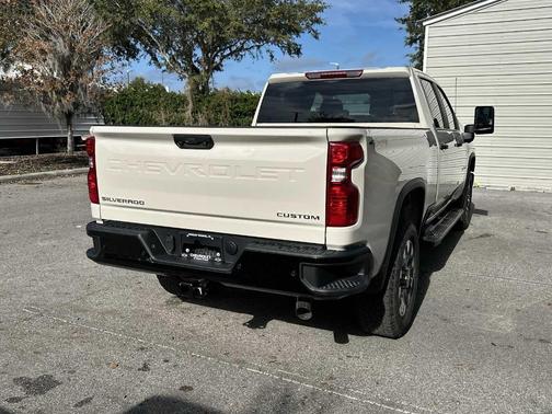 2026 Chevrolet Silverado 2500 Custom