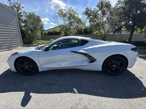 2020 Chevrolet Corvette Stingray w/3LT