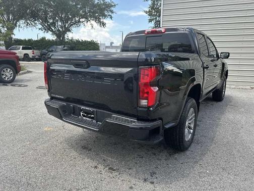 Black 2026 Chevrolet Colorado LT