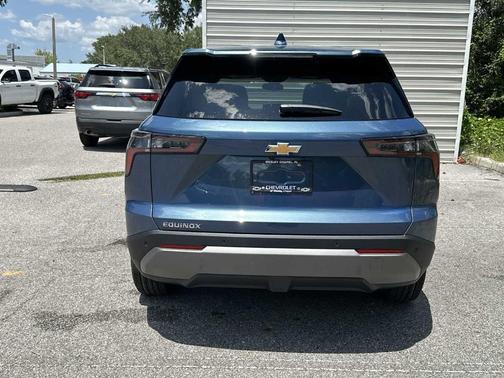 Lakeshore Blue Metallic 2027 Chevrolet Equinox LT