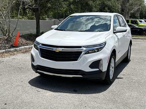 Summit White 2024 Chevrolet Equinox LT