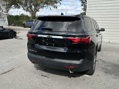 2023 Chevrolet Traverse LS