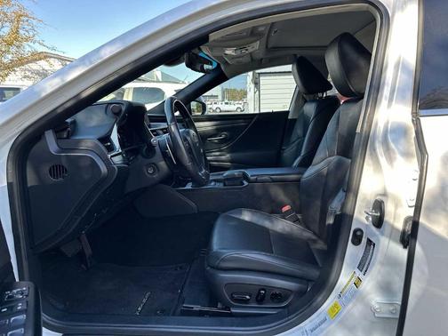 2021 Lexus ES 350 Base