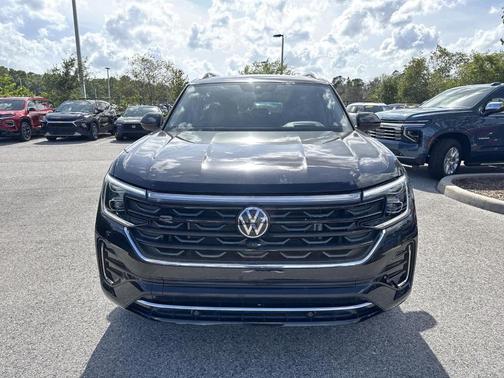 2024 Volkswagen Atlas 2.0T SEL Premium R-Line