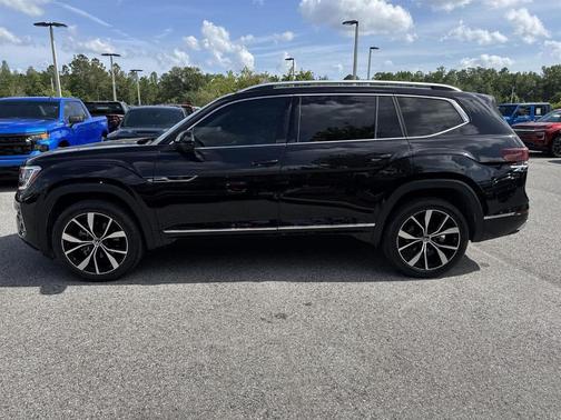 2024 Volkswagen Atlas 2.0T SEL Premium R-Line