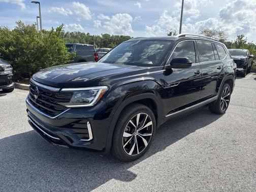 2024 Volkswagen Atlas 2.0T SEL Premium R-Line