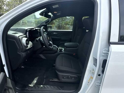 2025 Chevrolet Colorado LT