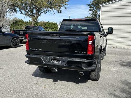 2026 Chevrolet Silverado 2500 Custom