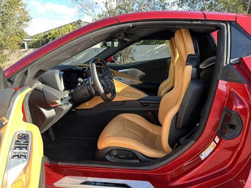 2023 Chevrolet Corvette Stingray w/2LT