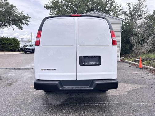 Summit White 2026 Chevrolet Express 2500 Work Van