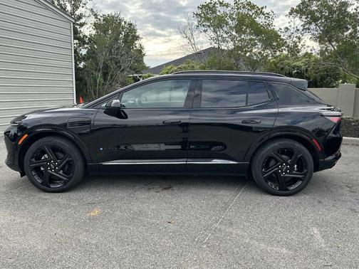 2025 Chevrolet Equinox EV RS