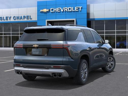 Lakeshore Blue Metallic 2026 Chevrolet Traverse LT