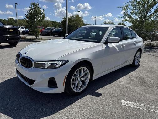2025 BMW 330 i