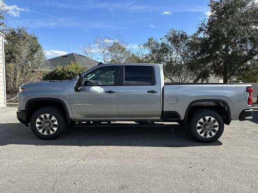 2026 Chevrolet Silverado 2500 Custom