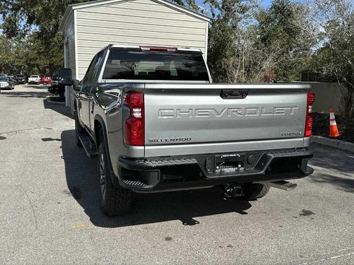 2026 Chevrolet Silverado 2500 Custom