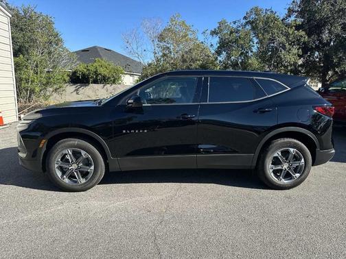2025 Chevrolet Blazer LT