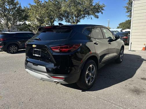 2025 Chevrolet Blazer LT