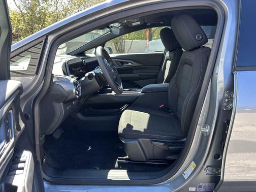 2026 Chevrolet Equinox EV LT 1