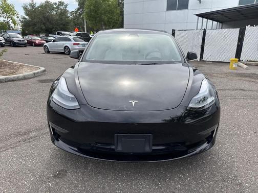 2022 Tesla Model 3 Base