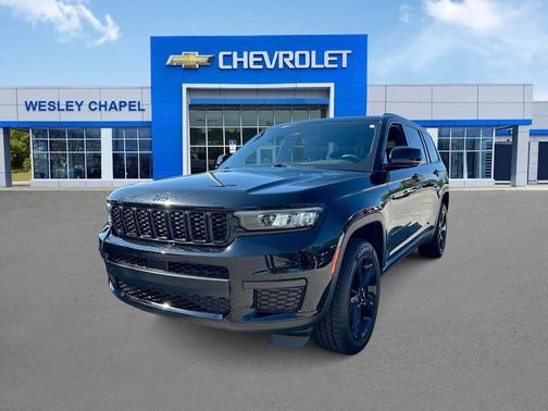 2022 Jeep Grand Cherokee L Laredo
