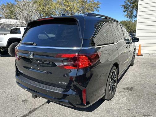 2025 Honda Odyssey Elite