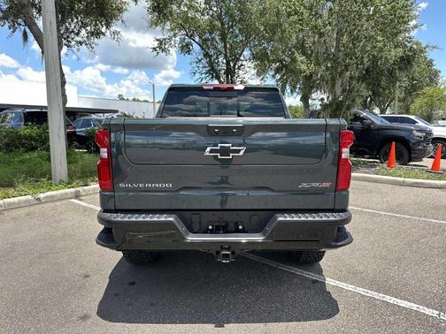 2025 Chevrolet Silverado 1500 ZR2