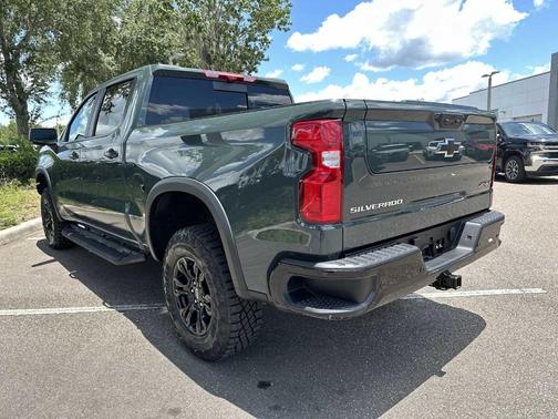 2025 Chevrolet Silverado 1500 ZR2
