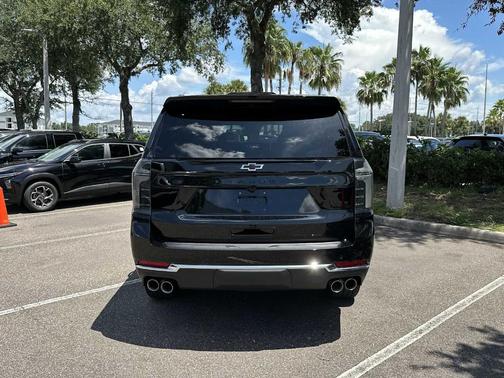 2025 Chevrolet Tahoe Premier