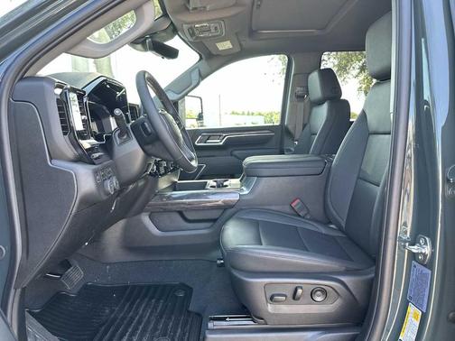 2025 Chevrolet Silverado 2500 LTZ