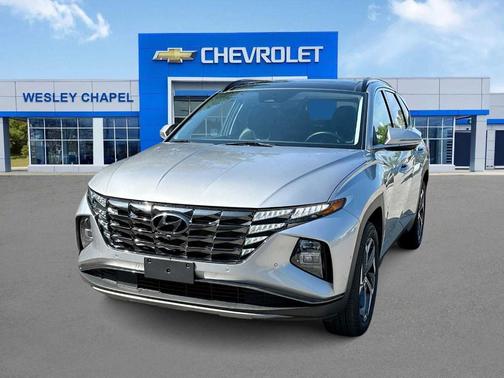 Shimmering Silver 2024 Hyundai TUCSON Limited