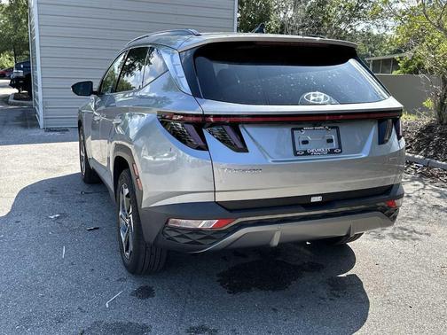 Shimmering Silver 2024 Hyundai TUCSON Limited