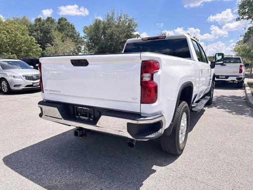 Summit White 2026 Chevrolet Silverado 2500 LT