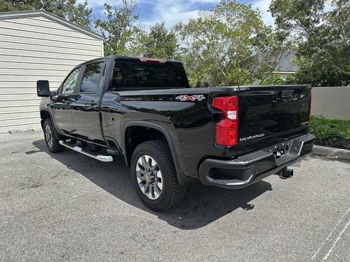 2025 Chevrolet Silverado 2500 Custom