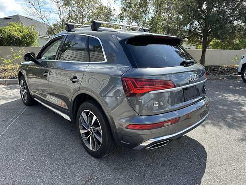2024 Audi Q5 45 S line quattro Premium