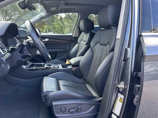 2024 Audi Q5 45 S line quattro Premium