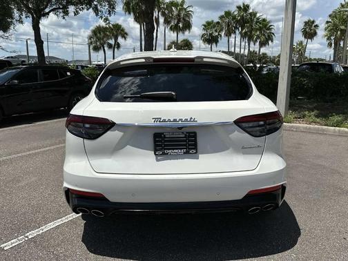 2023 Maserati Levante Modena