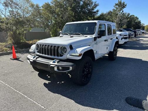 2024 Jeep Wrangler 4xe Sahara