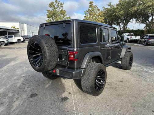 2022 Jeep Wrangler Unlimited Sport