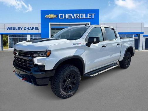 Summit White 2025 Chevrolet Silverado 1500 ZR2