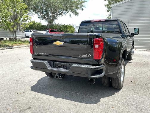 Black 2026 Chevrolet Silverado 3500 High Country