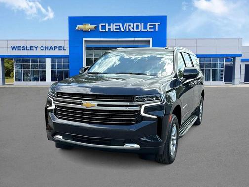 Dark Ash Metallic 2024 Chevrolet Suburban LT