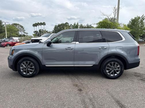 2024 Kia Telluride LX