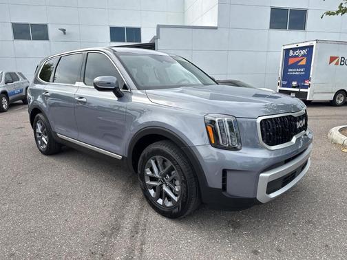 2024 Kia Telluride LX