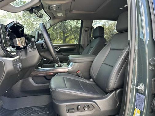 2025 Chevrolet Silverado 2500 LTZ